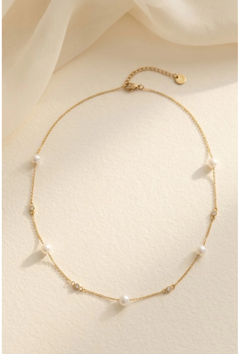 Collier fin à détails effet perle en acier inoxydable